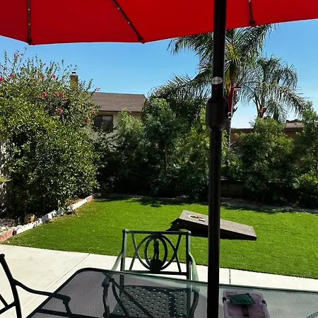 Private Room In Rialto Exterior photo